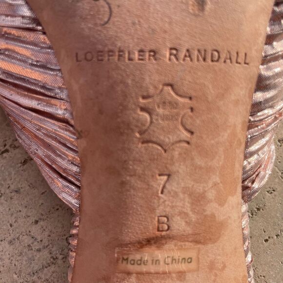 Loeffler Randall Pink Metallic Bow Vacation Sandals - Picture 6 of 6